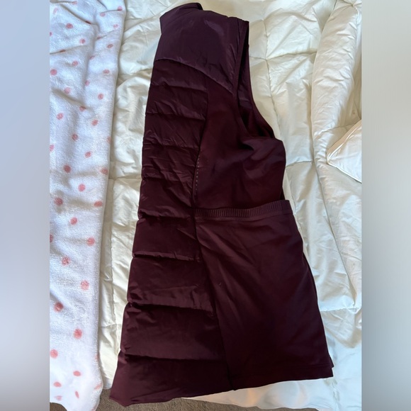 ❌SOLD❌ Lululemon down for it all vest - Picture 7 of 7